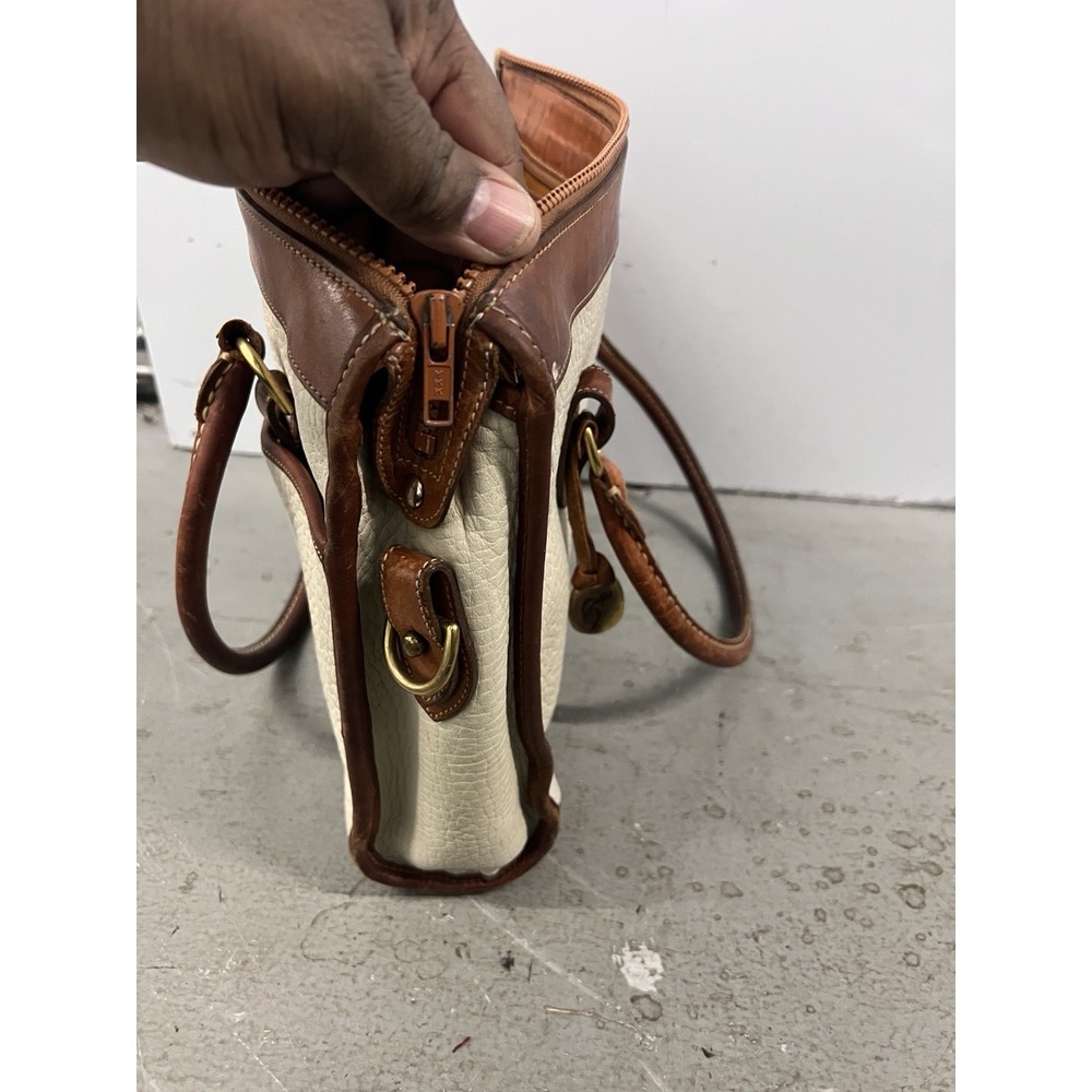 Vintage Dooney & Bourke All Weather Leather Purse Saddle Brown Pebbled‎ Beige - Picture 7 of 12